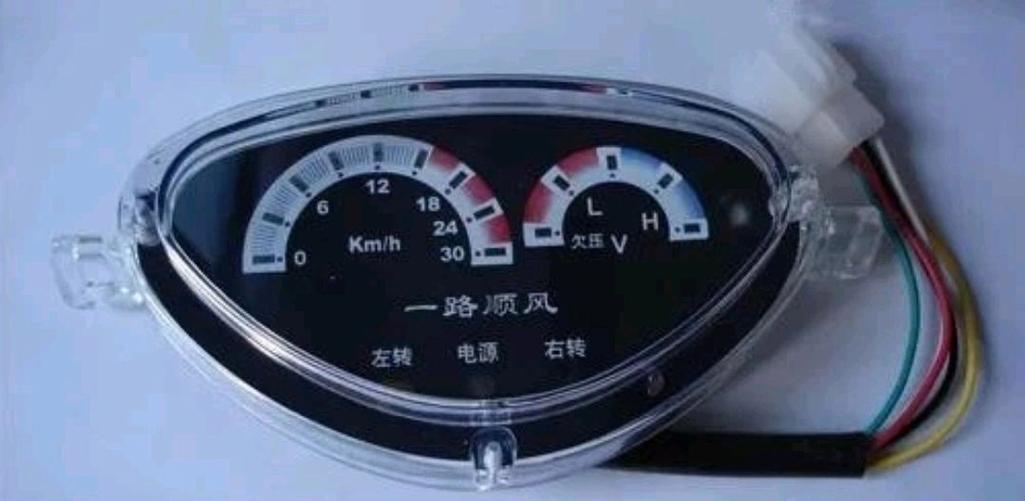 电动车加速仪表闪烁的解决方法