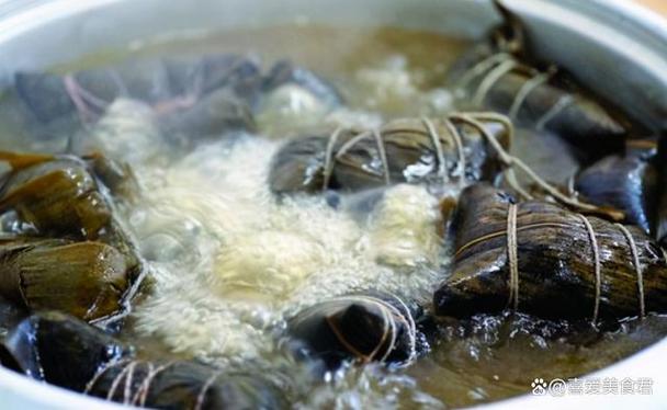 煮粽叶是冷水下锅还是热水下锅缩略图