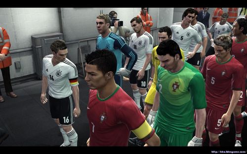 pes2013中文版下载缩略图