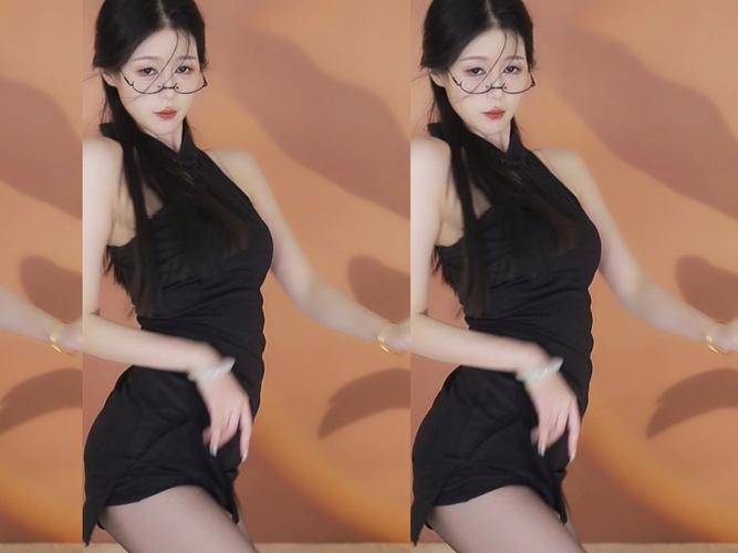虎牙喵小可舞蹈视频缩略图
