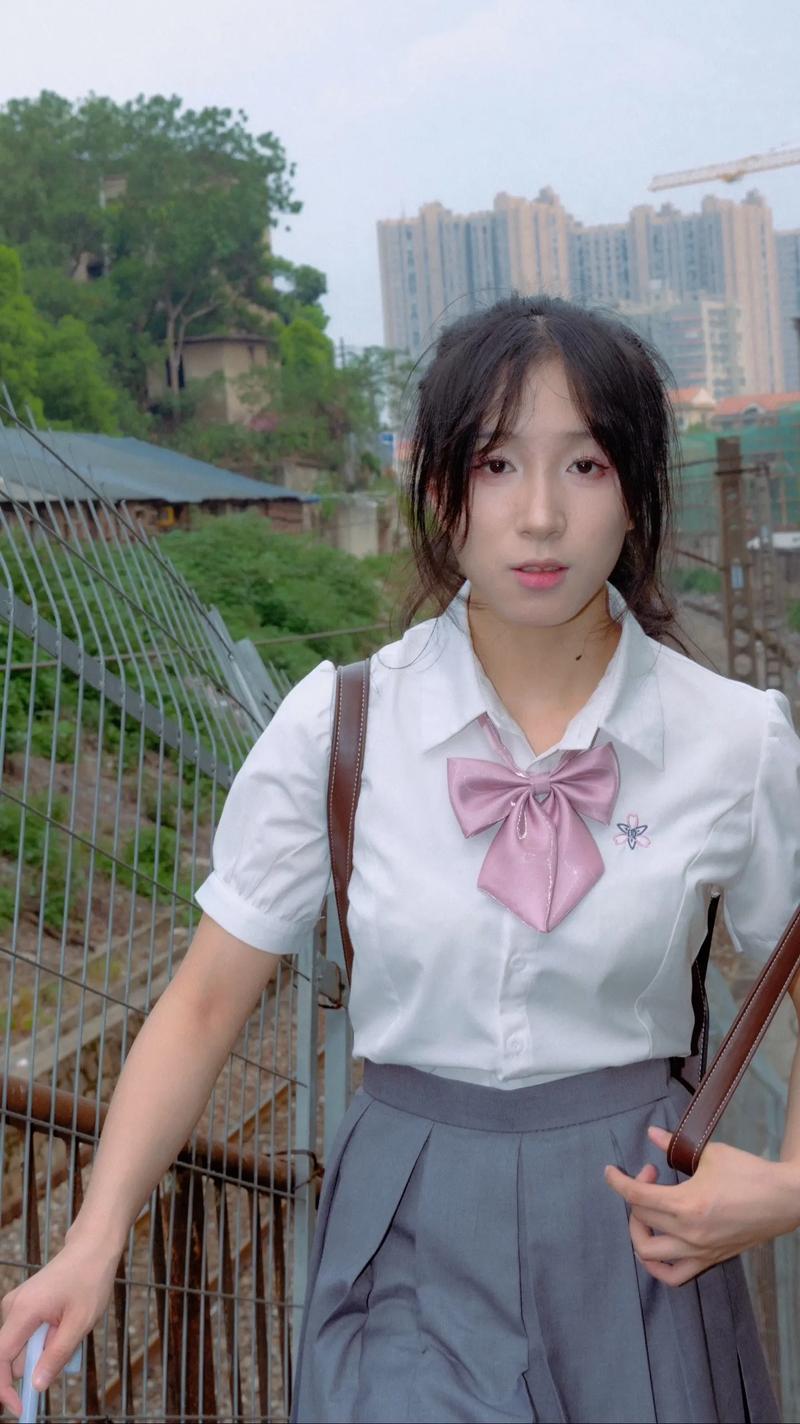 离家出走jk少女游戏游戏截图