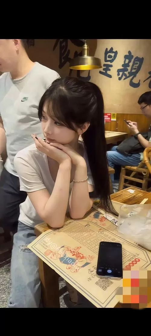 糖糖vlog白菜妹妹真实身份缩略图