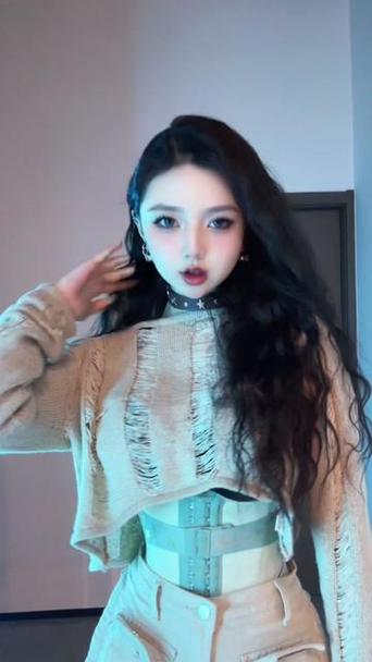 chloe纹身糖心网红
