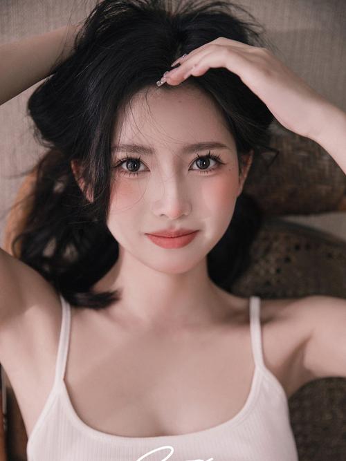 成人mm缩略图